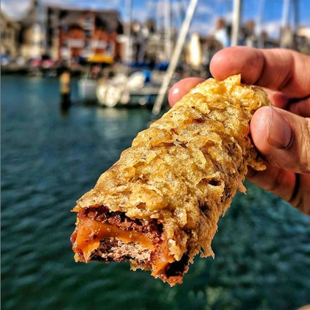 cryoduck's tweet photo. @BaronDestructo @RocketNews24En Reminds me of Scotland's deep fried Mars Bar. https://t.co/zXhyzYHPxq