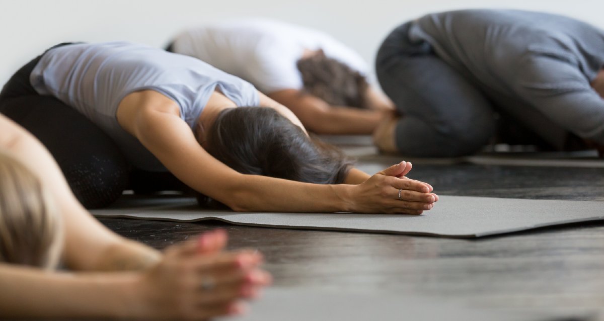 WebMD's tweet photo. Evidence is piling up that yoga has therapeutic effects on a wide range of conditions and diseases, including heart disease, diabetes, asthma, Parkinson’s, irritable bowel syndrome, and menopause. https://t.co/AKGFiz1q3C https://t.co/YoAdWBMvFb