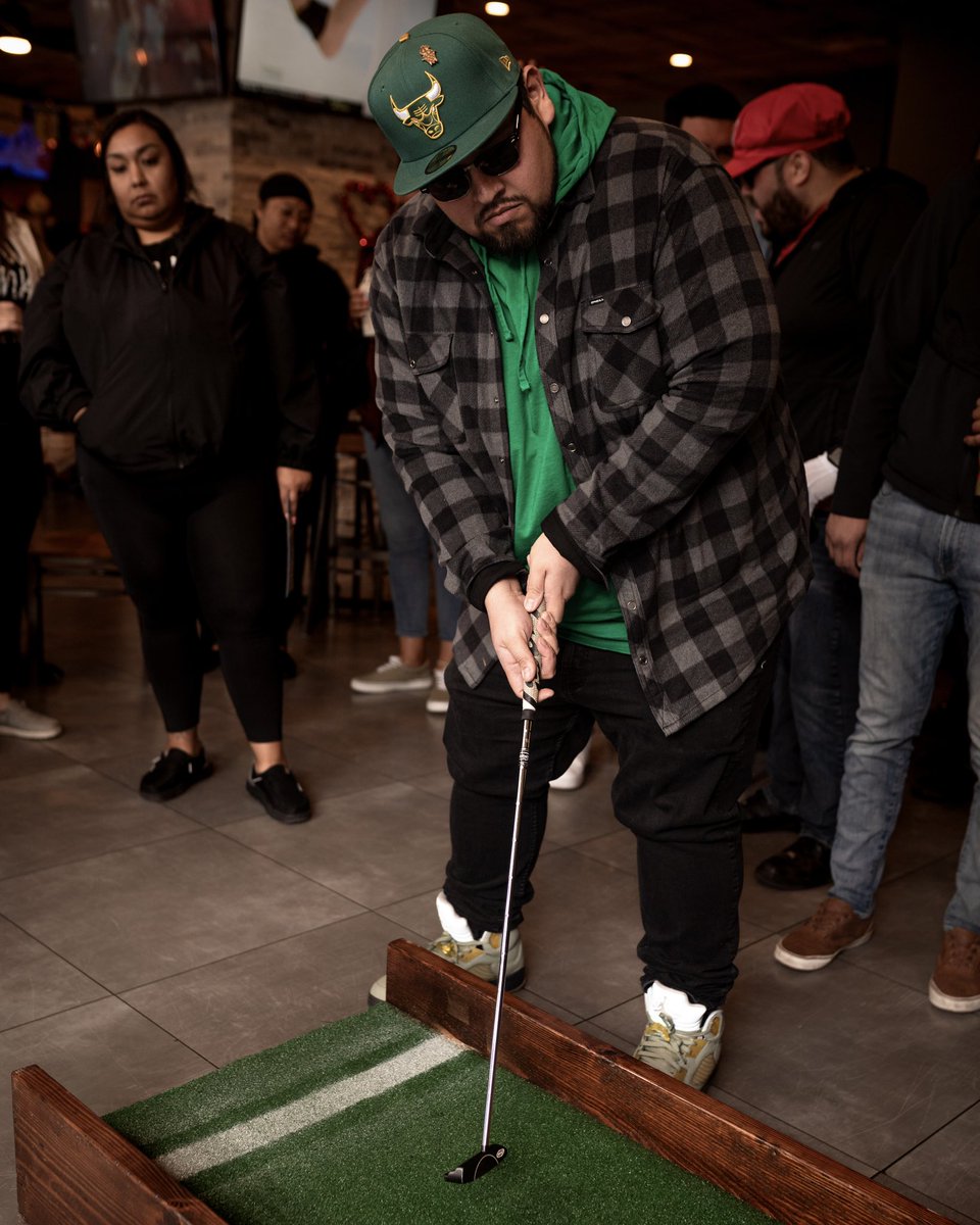 big_stout's tweet photo. Some pics from last weekend’s event in @downtownelpaso 
Always fun when I hang out with @truone915 
⛳️🏌🏽‍♂️ 

Last pic is funny 🤣

#BarstoolOpen24 #minigolf⛳️ 
#downtowelpaso #dtep #golf #dxl #newera #jordan5 
#ralphlauren https://t.co/IinBoTdq6V