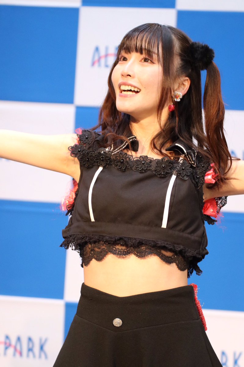 akihiro3776's tweet photo. 2/10アイドルフェスinアルパークにて、Seazon2のアイさんとソラさん。4枚目、仲がいい?
#アルパーク
#Seazon2
#アイ #ソラ https://t.co/kOloWUGOPW
