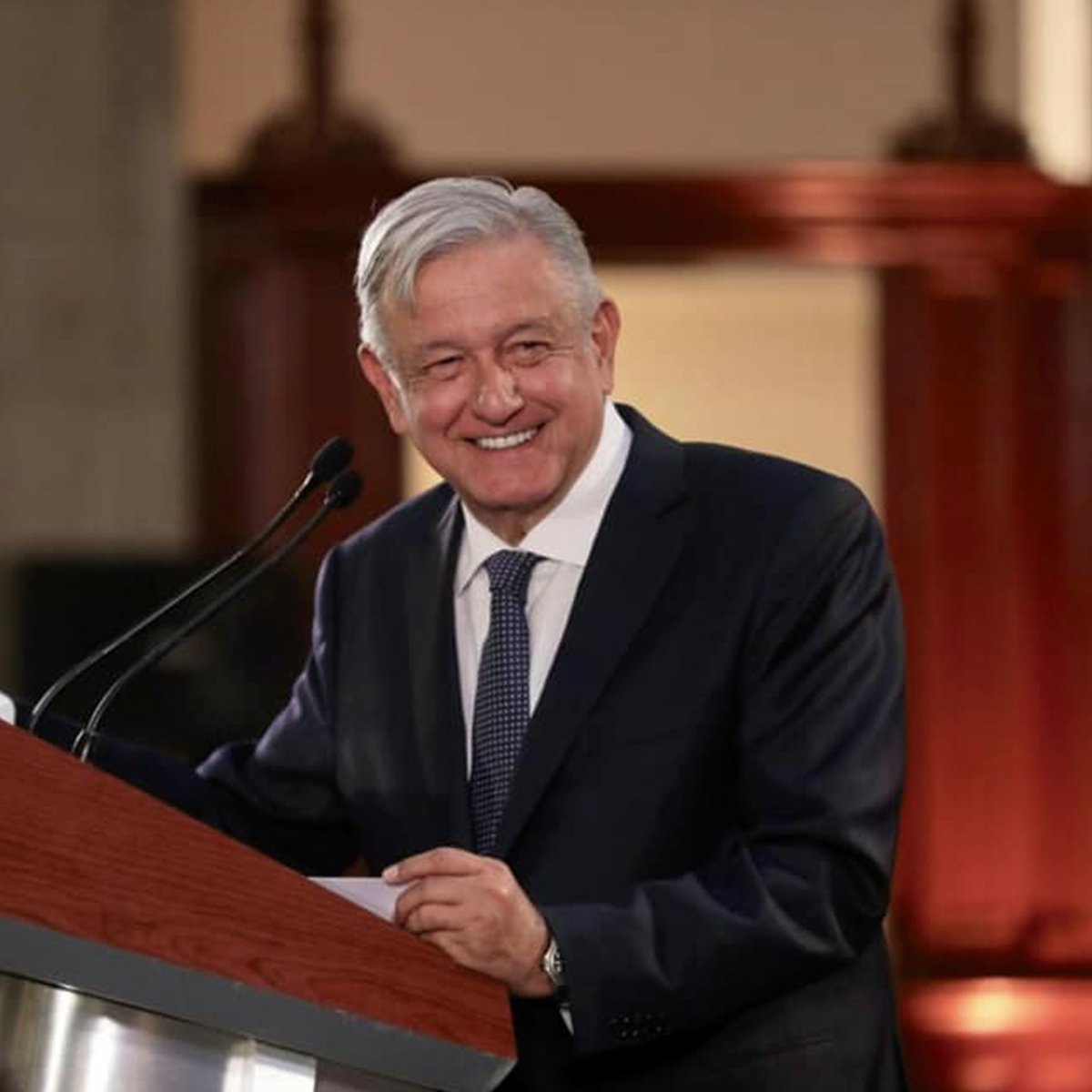 AngMariscal4T's tweet image. Sin rodeos....
¿Votarías nuevamente por el presidente Andrés Manuel López Obrador para 6 añitos más?
🙋♂️