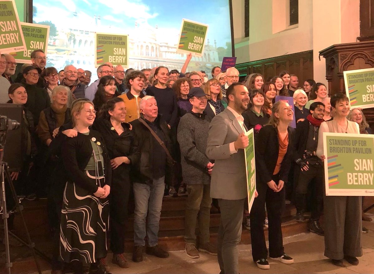 @sianberry at #Brighton MP campaign rally we deserve a strong #Green voice in Parliament: '...unafraid and unwhipped...If I’m elected to continue in @CarolineLucas' footsteps, I will be fearless in advocating for the things that matter.” More: shorturl.at/atzEP