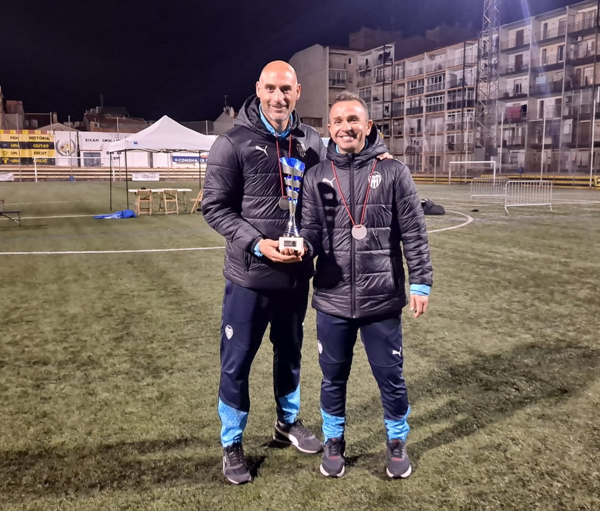 #Pip4
Disfrutarem junts fins l'últim moment...
<a href="/FernandoSanz76/">Nando Sanz</a>
🖤🤍⚽🦇