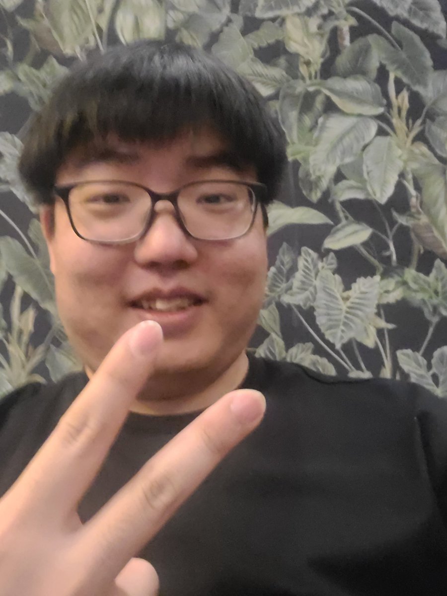 Caster_Maddox's tweet image. Day 3 all done! Time flies and already coming to the final day. So much grind, so much emotion, so much pain, heartbreak, but so much love as well. Thank you so much, and I'll see you guys tomorrow!!
(I'm already drunk even though I didn't have any)
#IEM #SC2