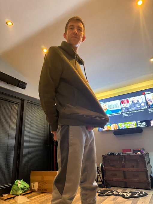 This jumper is a GREAT fit 😏 https://t.co/fHaFL4tvfP