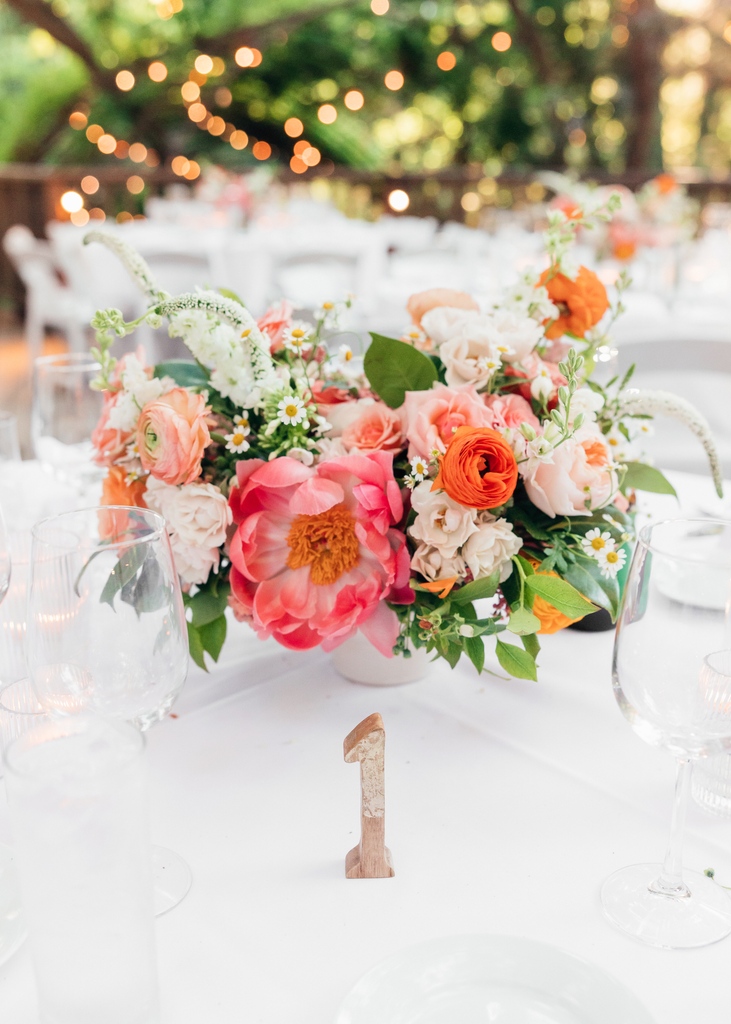 TDahlgrenEvents's tweet photo. Whimsical Fairy land of twinkle lights and stunning floral or your wedding??

Same thing!! 😉✨️

Venue + Catering // @calamigosevents
Coordinator // @tdahlgrenevents
Photography // @saraknobelphoto
Videography // @alexanstudio
DJ // @voxdjs
Florals // @thelittlebranch https://t.co/IdXvfcdjro