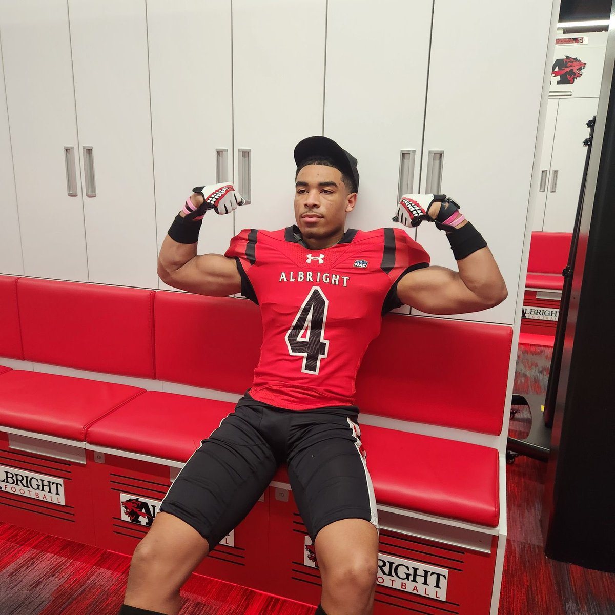 CarlCarter154's tweet photo. Blessed to receive an Official Offer to @Albright_FBall ! Thank you @CoachWeaverAC @QBCoachCollins @CoachPajic for the hospitality🦾 https://t.co/rpxbfDAM0H