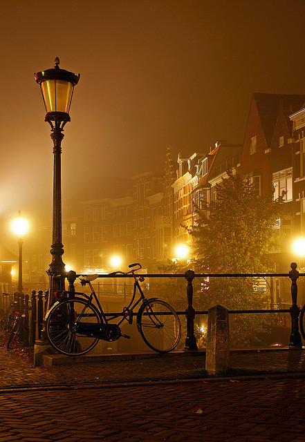 Foggy Night, Utrecht, The Netherlands #FoggyNight #Utrecht #TheNetherlands kalebstone.com