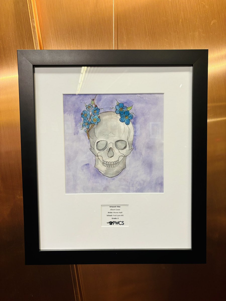 fredlynnART's tweet photo. Hornet artwork selected to be displayed in Hylton Performing Arts Gallery for local student artists. #flhornets https://t.co/1jnrfE4yhX