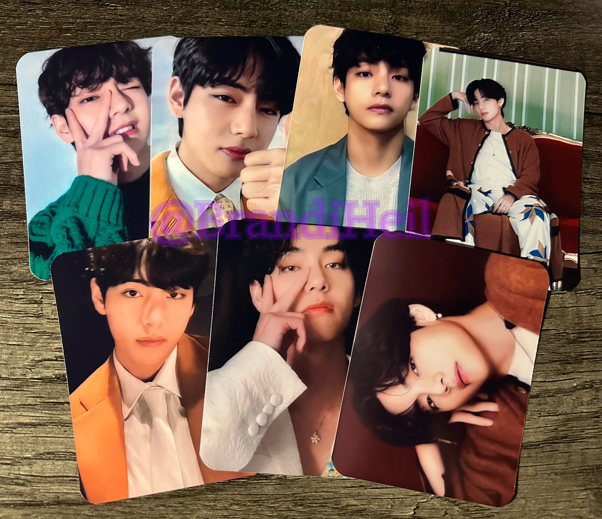 BrandiHeil's tweet photo. 📷V BE LUCKY DRAWS GA📷

📷MBF
📷RT/Like
📷1 winner-US/WW
📷1 entry per person 
📷Sent by stamped mail 
📷Fan made photos from BE Lucky Draws
📷Post your country &amp; favorite look on Tae 
📷Ends 2/13 12PM CST

#BTS #BTSGIVEAWAY https://t.co/xsiQ2Av2Nc