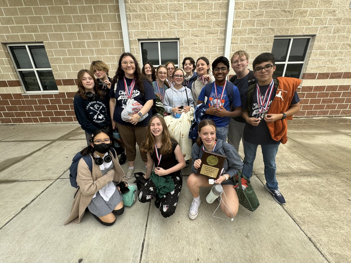 This group of 8th graders are some of our best yet!! Sooo many great accomplishments 🥇🥈🥉today that helped us secure the overall win 🏆 

It is bittersweet that this is our last traveling meet with them 🫶🏻 We can’t wait to see how they do at District…. Countdown: 2 weeks to go