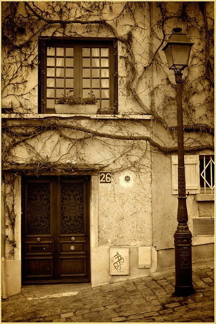 Vines, Montrematre, Paris #Vines #Montrematre #Paris 143records.com