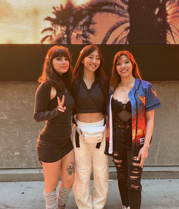 surrounded by sunshine https://t.co/rzsMsevwUg