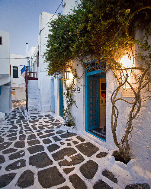 Caprice Bar, Mykonos, Greece #CapriceBar #Mykonos #Greece johnhuron.com