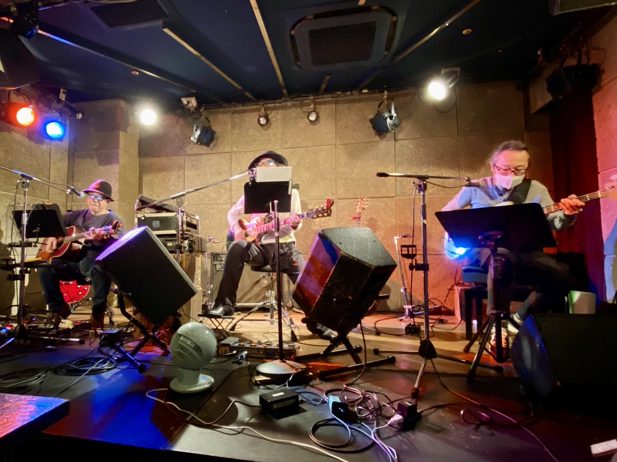 seeyahirodayo's tweet image. LEAVE IT TO THE FUTURE
走れよ 子供は
歌えよ 大人は
未来は未来さ すべてはここから♪

ASKA(飛鳥涼)さんの歌詞なんですね
歌詞も曲も大好きでこの歌になるとテンションが上がる

アレンジ最高
惠美さんだし、関さんだし、とみさんだし…幸せ
 #MULTIMAX 
 #STILL
 #村上啓介