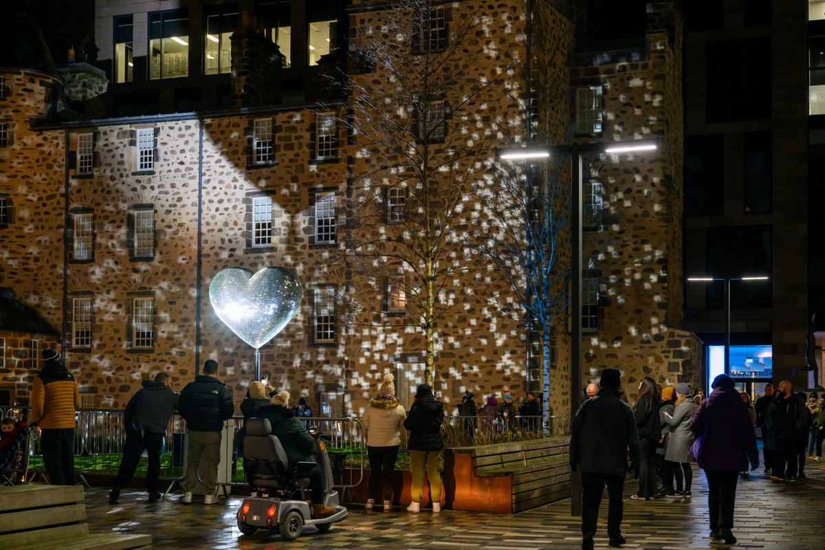 It's been wonderful to see so many people out enjoying SPECTRA over the past 3 days! If you've visited the Festival, share your thoughts with us to help us make improvements for future events: consultation.aberdeencity.gov.uk/.../spectra.../
📷 Ian Georgeson
#SpectraABDN #Aberdeen #Scotland
