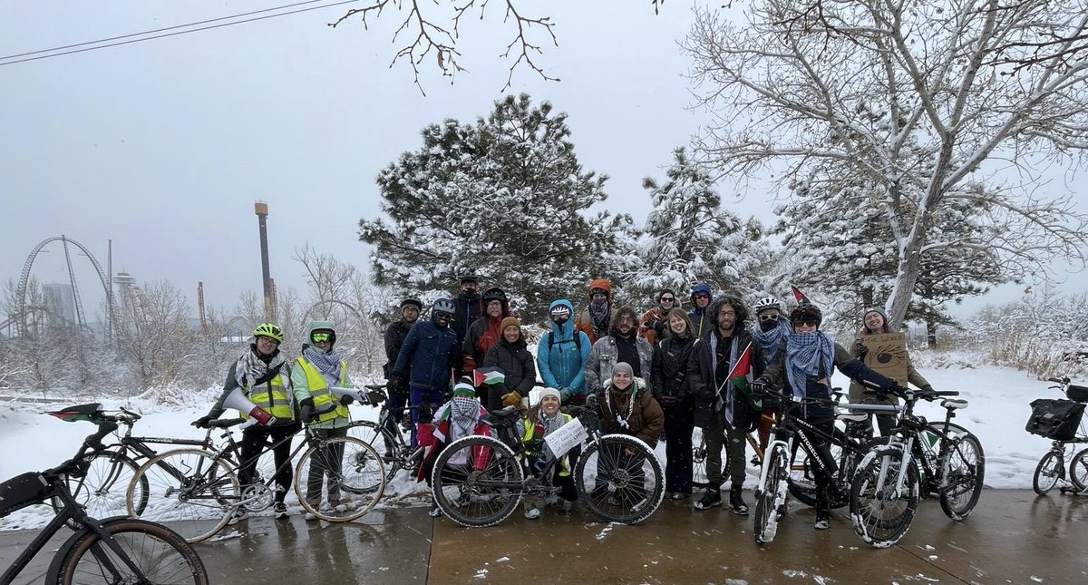 Great Ride of Return Denver ❄️ edition. Smiles= hard as we lose ppl like Hind; as cousins of 1 of our CO 🇵🇸 organizers were abducted by IOF. For a moment today, we could spread free 🇵🇸 thinking of 45+ cities riding today 💔 <a href="/gazasunbirds/">gazasunbirds</a> <a href="/Guarina_Paloma/">Guarina Paloma Lopez</a> thx for building community