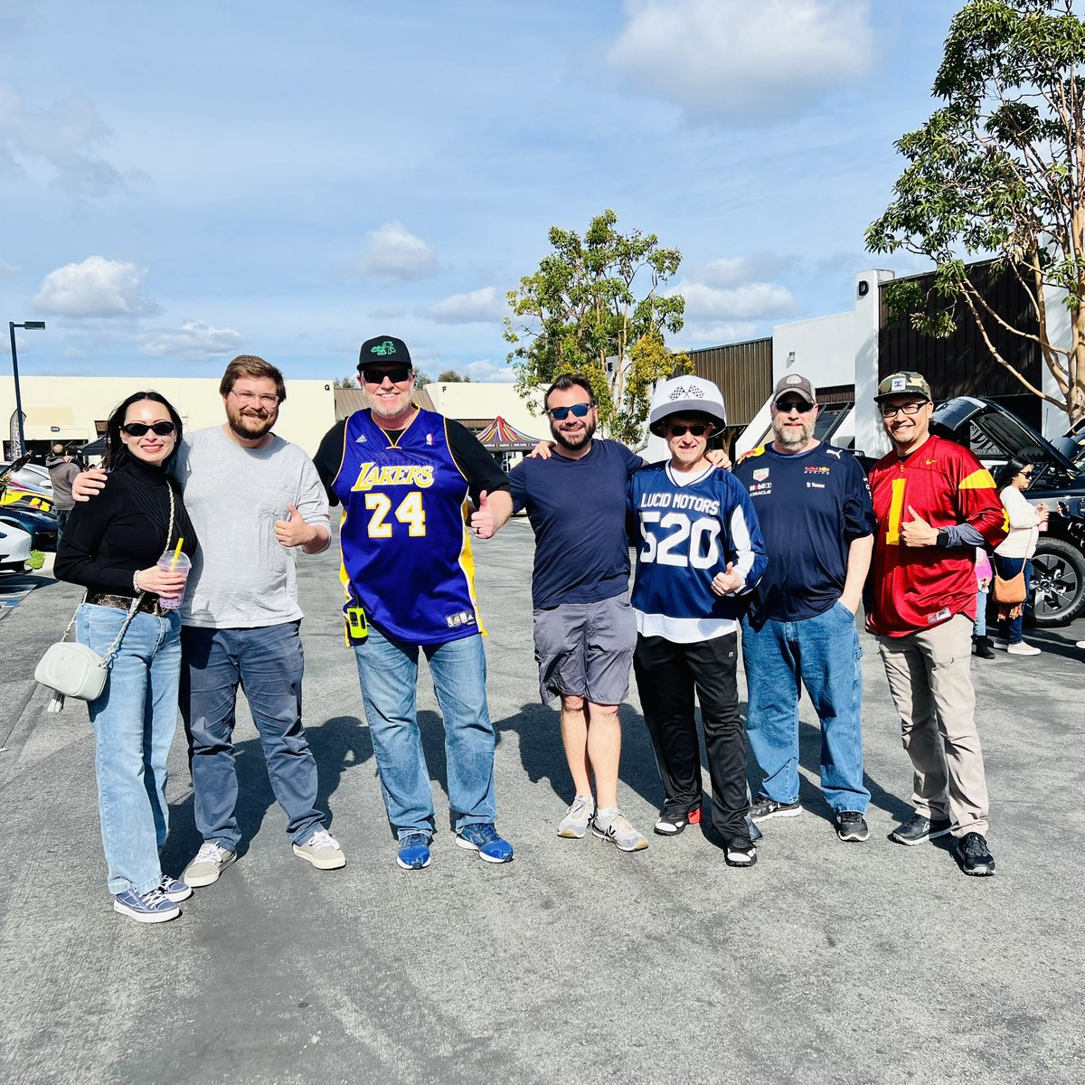 Tesla2Lucid tweet media