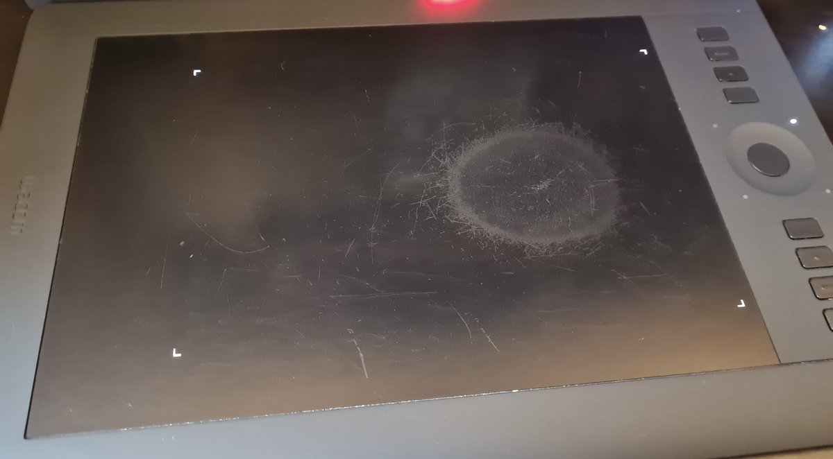 HannasArtStudio's tweet image. My tablet is looking rough 🥲 Rotated it so I’ll draw more on the other side lol

#DigitalArt #ArtistProblems