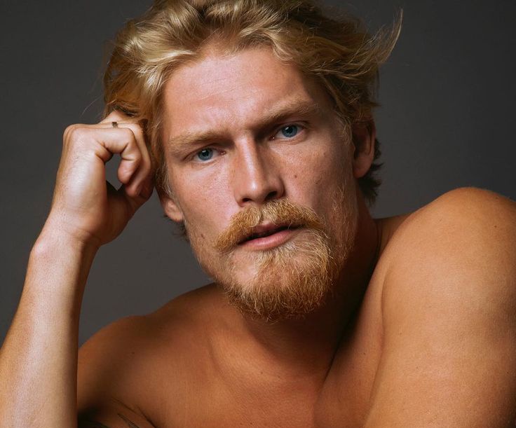 PortalASOIAF's tweet photo. Harry Goodwins postando story do Aegon em seu perfil. 🗣️
Parece que o ator gostaria de interpretar o conquistador na série da Conquista, o spin-off de GOT que está em desenvolvimento. 

Aprovariam? https://t.co/GtkvaQOuPt