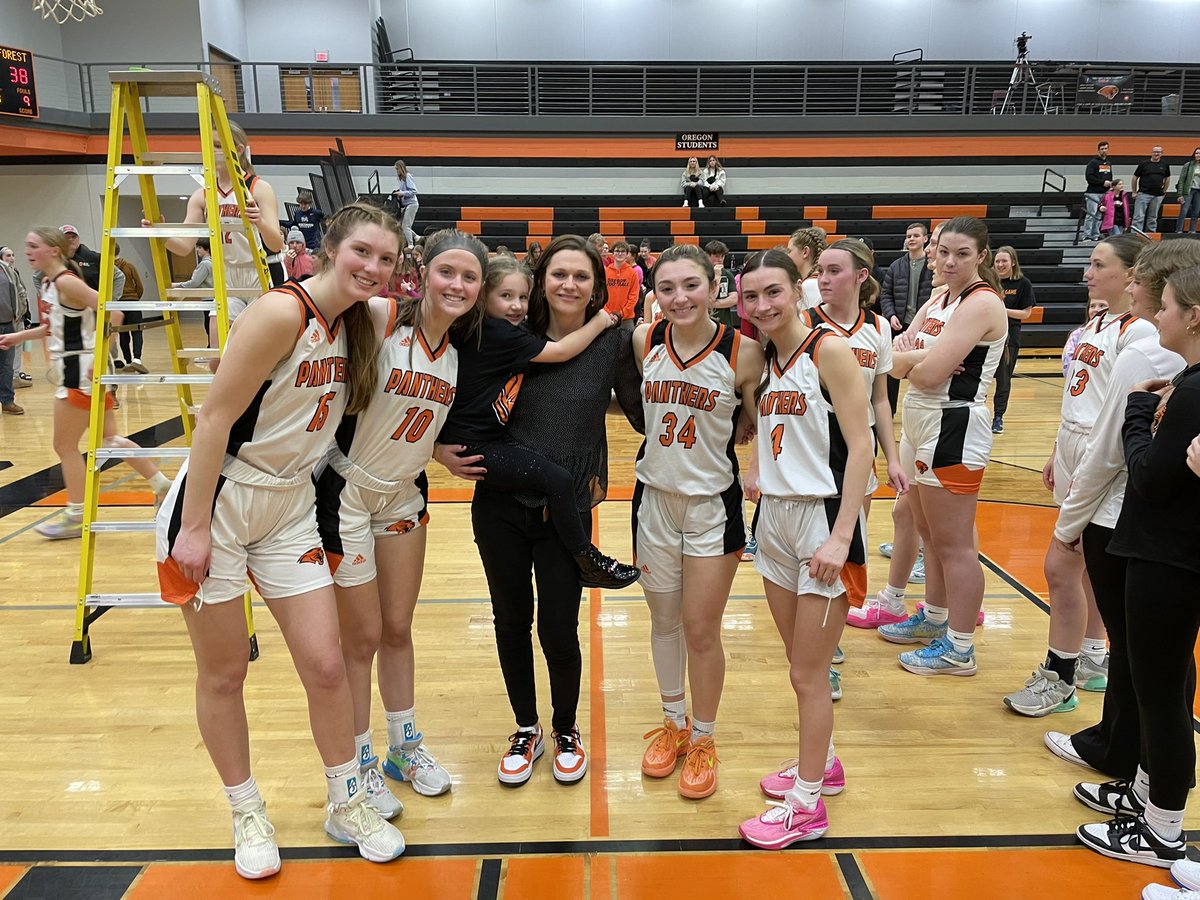 Mackenzie Rogness tweet media