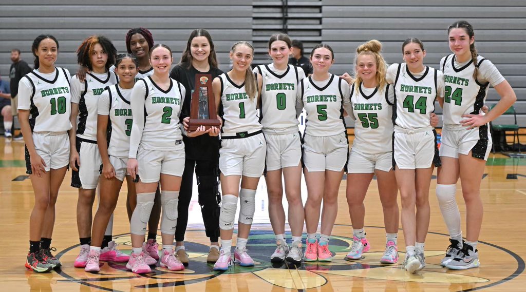Weeki Wachee Girls Basketball tweet media