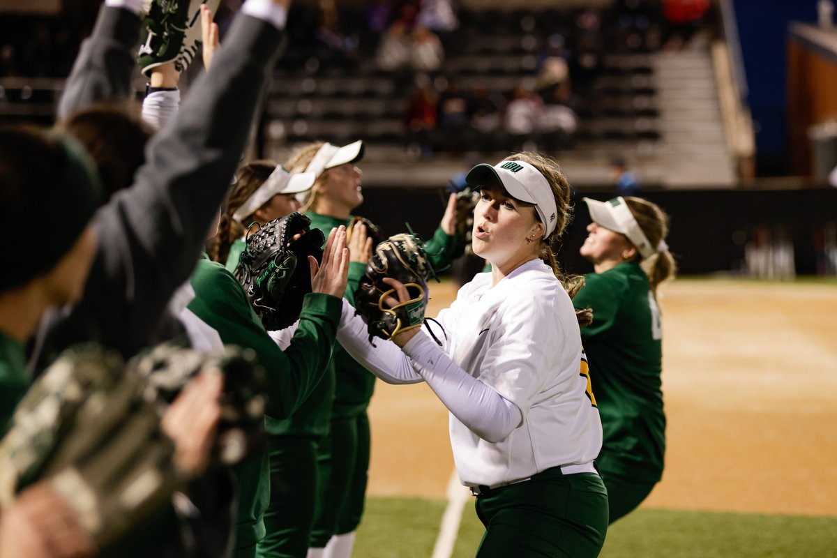 OBU_Softball's tweet photo. Nightcap ready 🤘

#OnToVictory https://t.co/8VreF6Vu6P