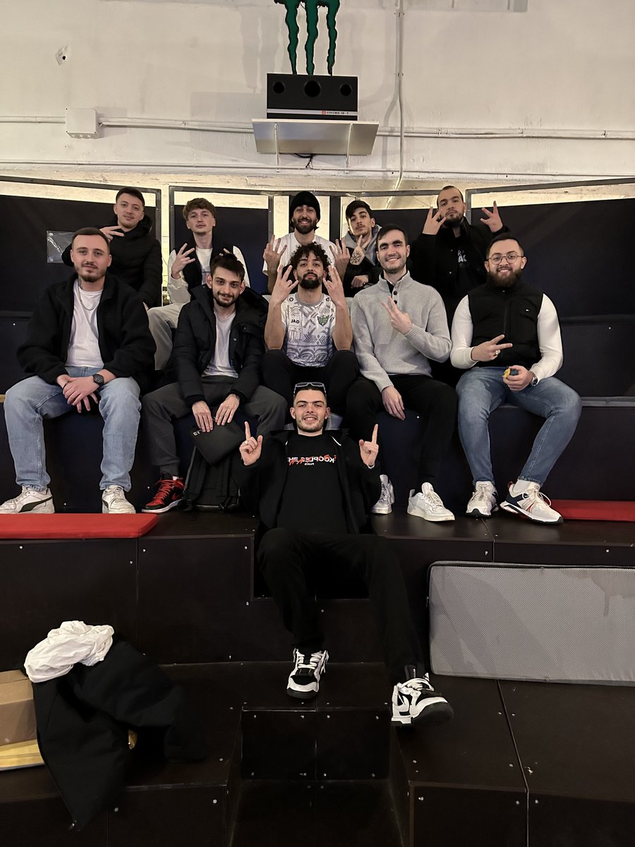 🟩❤️Un immense merci aux joueurs pour leur dévouement et au staff exceptionnel de la BakimCorp pour avoir rendu notre bootcamp incroyablement productif. Ensemble, nous sommes prêts à relever tous les défis à venir ! 🎮💪 

<a href="/Ooriime/">Ooriime</a> 
<a href="/MercureFPS/">Mercure</a> 
<a href="/yozeii_/">YoZeii</a> 
<a href="/kippermanVL/">Kipperman</a>