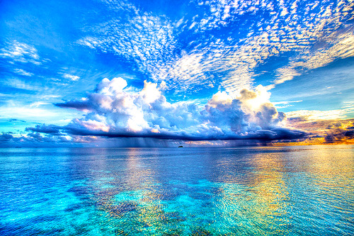 Ocean Showers, The Maldives Islands #OceanShowers #TheMaldivesIslands backpackben.com