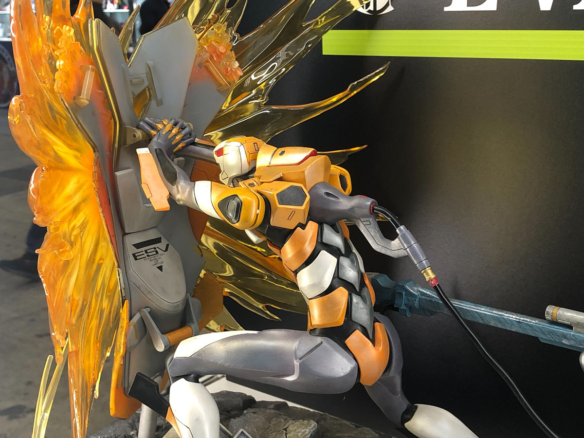 ヤシマ作戦の名シーンを立体化。EVA GLOBALよりエヴァ零号機と初号機の