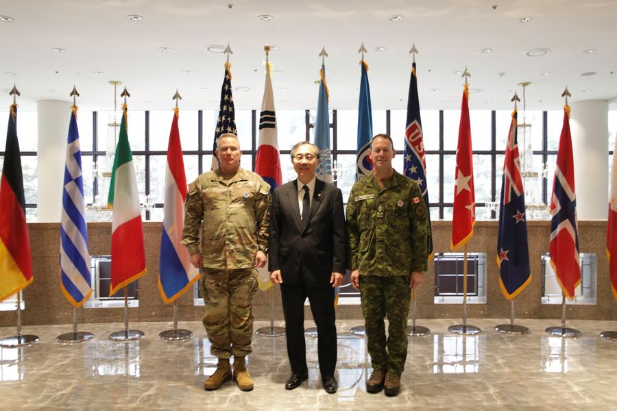 TBT: UNC Commander GEN Paul LaCamera hosted an Ambassadors Roundtable, Jan. 31. Representatives from UNC member states, Neutral Nations Supervisory Commission, and special guest Vice Minister of Unification. Commander, UNC / CFC / USFK engaged participants on a myriad of topics