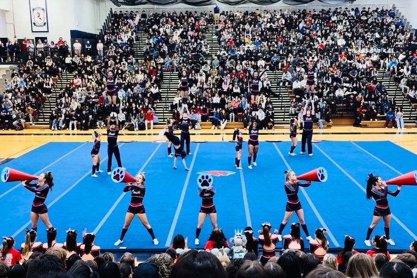 ❤️🐾A huge thank you to our incredible school community for rallying behind us as we celebrated our IHSA Coed Cheer 2nd place finish. We are immensely proud to represent our amazing school. It was an absolute joy to perform our routine one last time ✌️gether ‼️❤️💙😻  #VictoryEra