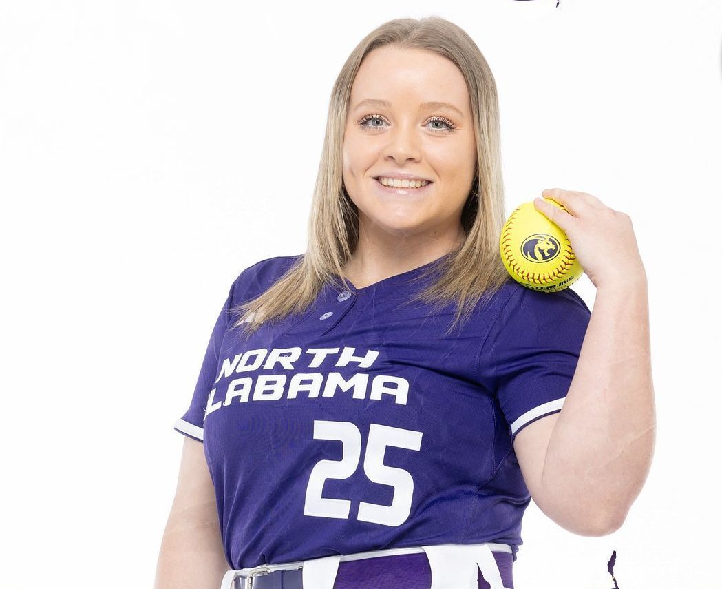 D1Softball (@d1softball) on Twitter photo North Alabamaβs Alivia Wilken threw a perfect game in her Division I debut.
The Wallace State Community College transfer retired all 21 batters she faced in a 3-0 win against Samford.
<a href="/alivia_wilken/">alivia wilken</a> x <a href="/UNASoftball/">North Alabama Softball</a>
d1softball.com/daily-dozen-frβ¦ North Alabamaβs Alivia Wilken threw a perfect game in her Division I debut.
The Wallace State Community College transfer retired all 21 batters she faced in a 3-0 win against Samford.
<a href="/alivia_wilken/">alivia wilken</a> x <a href="/UNASoftball/">North Alabama Softball</a>
d1softball.com/daily-dozen-frβ¦