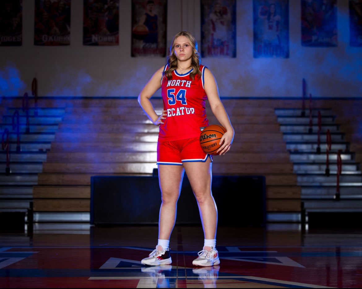 Thank you so much to ND basketball for a one of a kind last four years!! #54/#42 signing out ❤️💙🏀