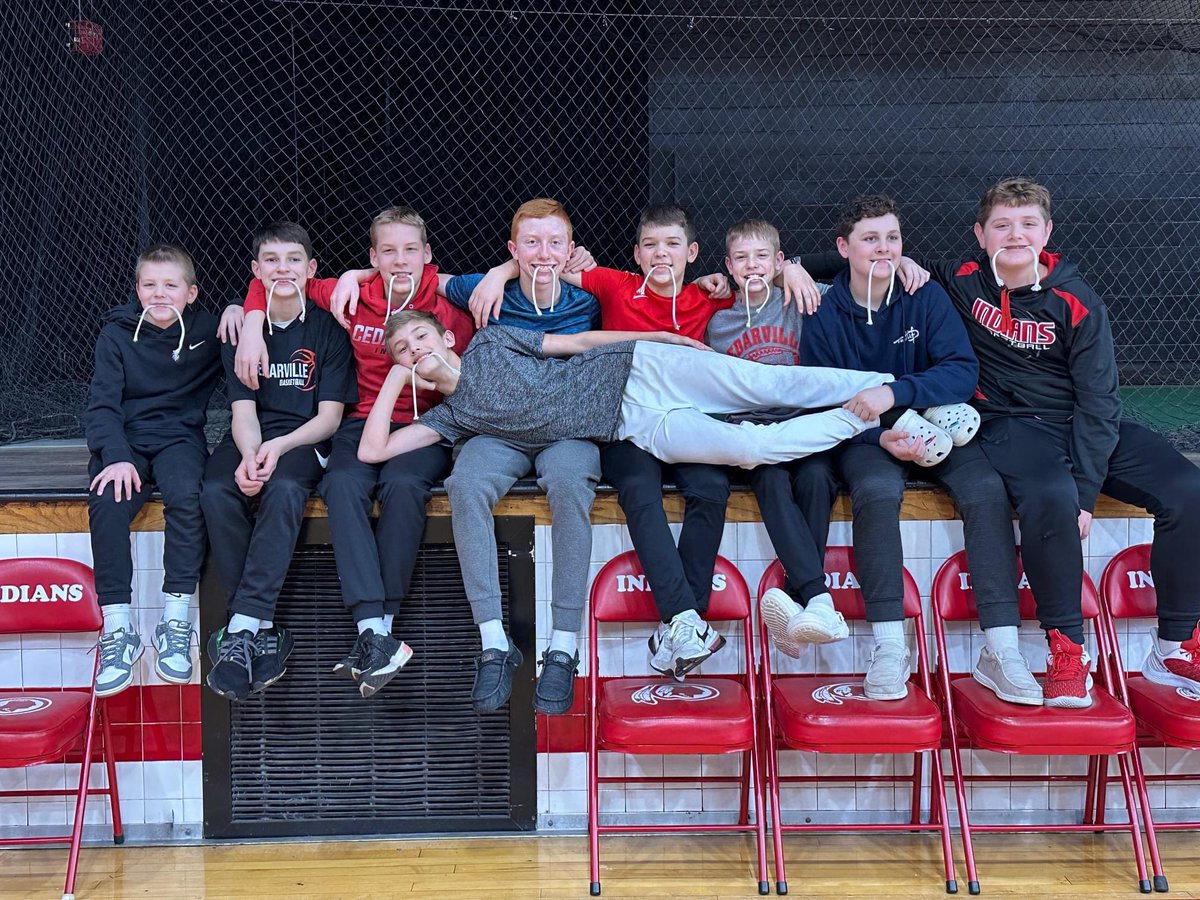 jw_gilbert's tweet photo. My 7th grade coaching season ended on the highest of notes. The Cedarville Indians defeated Madison-Plains 48-34 in the OHC South tournament final. 

A great group of talented kids who played for each other. https://t.co/m1cn7wiceg