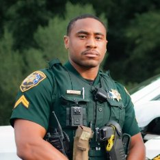MrKingCoop's tweet photo. #OnPatrolLive #OnPatrolFirstShift #OPLNation #BerkeleyCounty Whatever happened to #DevanteSmith i don't see him much anymore. Talk about a attractive guy. #OnPatrolNation https://t.co/Hh4s2DpIsa
