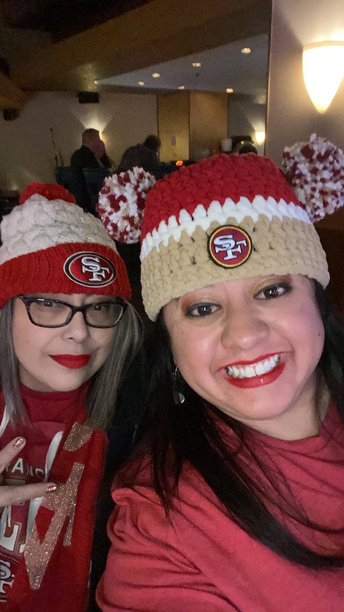 Sister fun in Tahoe #49ers #49ersFaithful 🏈🏈❤️