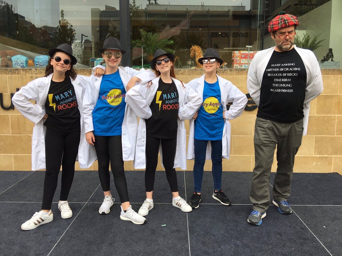 @NanoSusi @EuanRitchie1 Me and the gang with our awesome t's from @MaryAnningRocks 😍