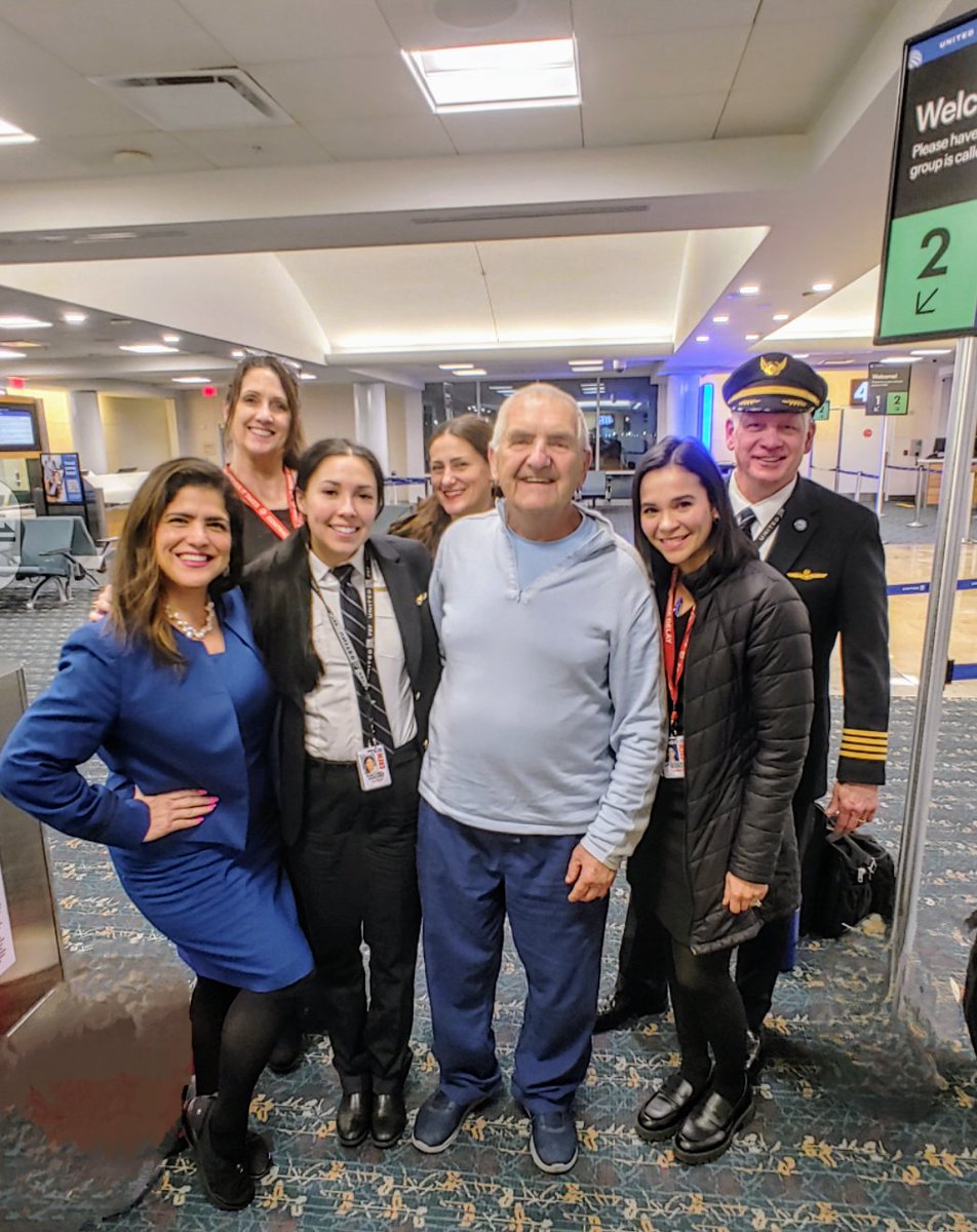 Kudos to our entire flight crew UA 2212 by giving such a great recognition to our loyal customer Mr. Rocki Wieslaw in reaching a million miler status today with @united ☑️We appreciate your business & thank you for flying with us. #beingunited