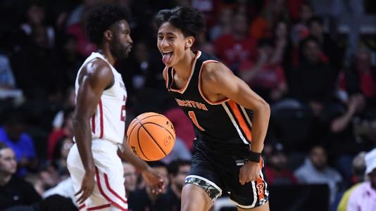 Princeton’s Xaivian Lee today against Penn

22 points
10 boards
5 assists
7/12 FG
3/6 3P
5/6 FT

The 6’3 guard has been very strong for the Tigers, making some flashy plays and looking very crafty as a scorer. Should get some draft nods this off season #NBADraft