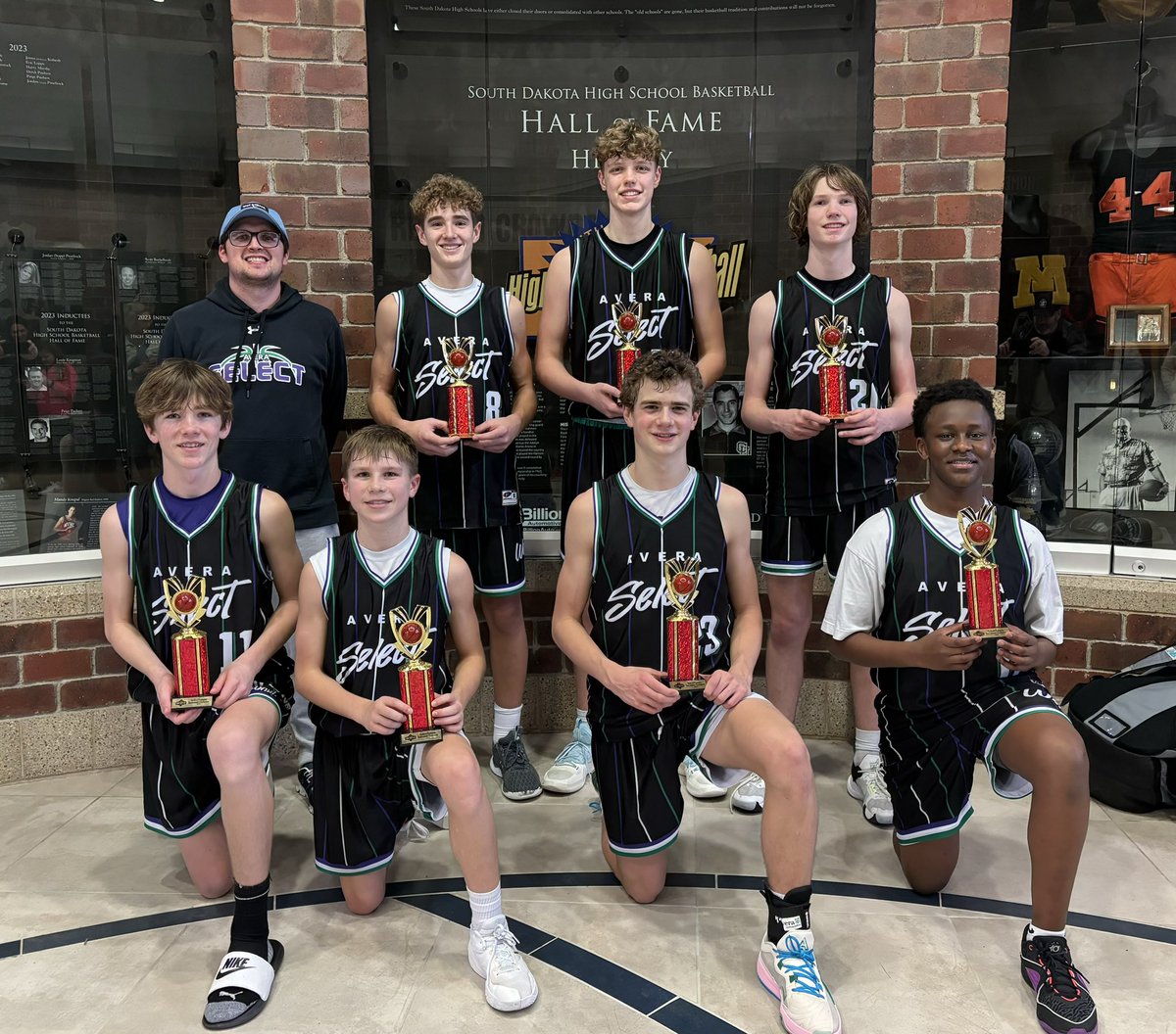 Congrats to Avera Select 8B Purple 1 on winning the Rim Rocker tournament in Sioux Falls!!🏀🏆

Love this group! They play great team basketball!! Their energy on defense was great again. They play with great trust in each other. #BeSelect