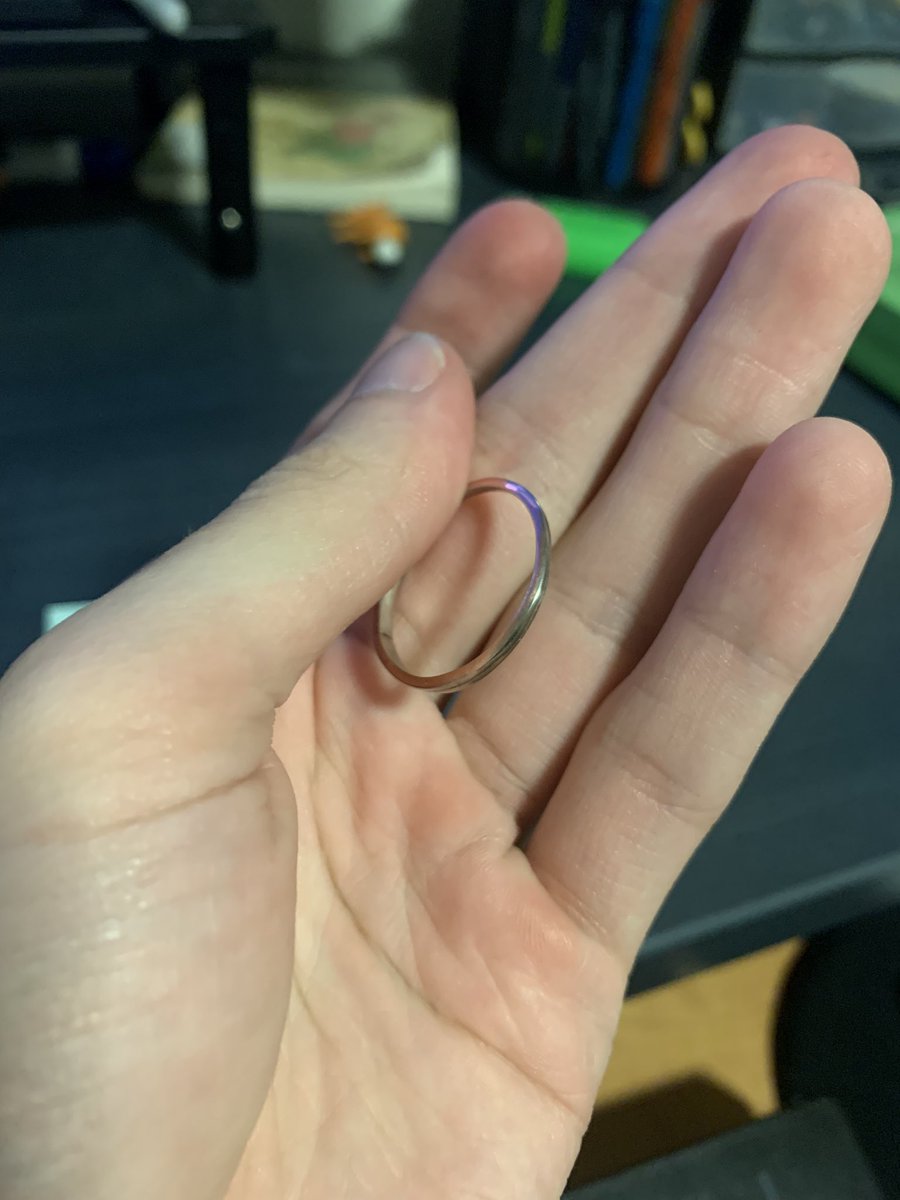 RandyBnipsVRC's tweet photo. Made a few rings for some friends for Valentine’s Day https://t.co/6puZAbbaSI