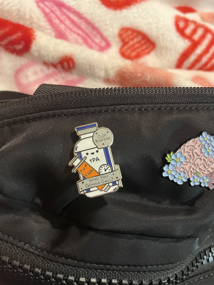 newest edition to my work fanny pack to start stroke night call tomorrow🧠⏱️