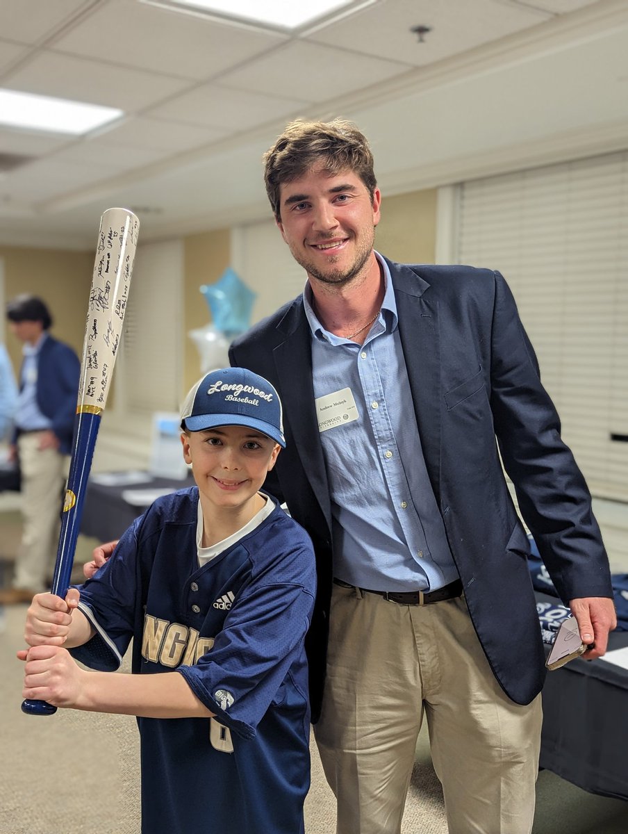 SquaredStoic's tweet photo. @LongwoodBase's First Pitch Dinner was just what my @longwoodu soul needed. Thank you @TheReal_Beach @CoachOx18 @andrew_melnyk6 @TannerT48656904 and the entire team. William's passion for the Game is directly connected to y'all and this program! @DoctorT_A and I thank you!!! https://t.co/xyf57rT2p4