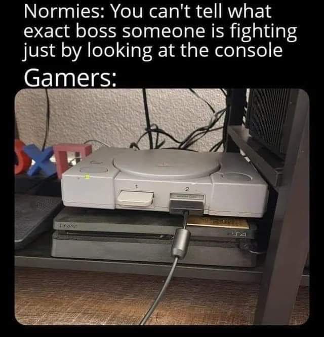 VanvanObnial's tweet photo. Metal Gear Meta https://t.co/9Peu0D0sHy
