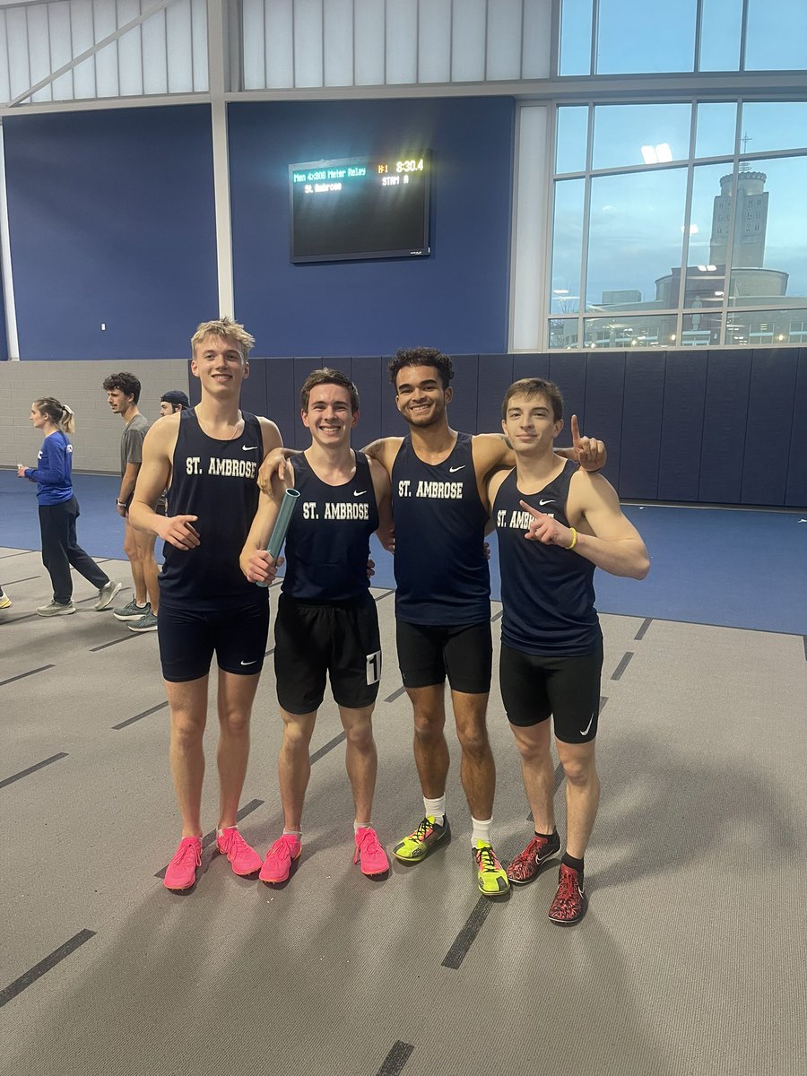 🚨🚨National Qualifier 🚨🚨 School record, NAIA A standard Men’s 4x800 punches their ticket to nationals with a time of 7:53.99 #7:47.31 conversion (Tommy Ashby, Trae Corby, Dylan Grandon, Chris Miserendino) #saubees #bringthesting🐝