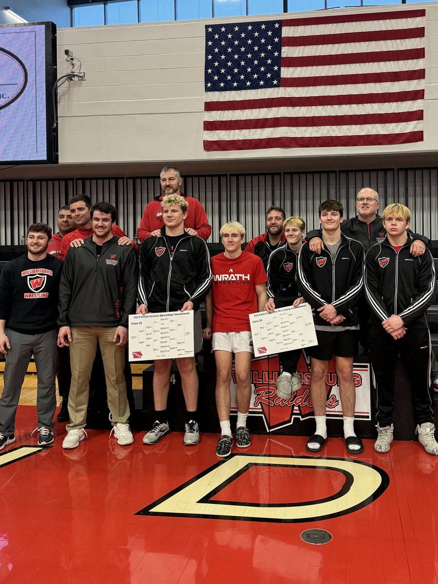 Districts wrestling is always bittersweet. We are all very proud of these 5 five Raider state qualifiers. They had an outstanding day but also proud of those who didn’t make it. No matter what all our guys can hold their heads high. Had to grind through a lot this year and did!💪🏼