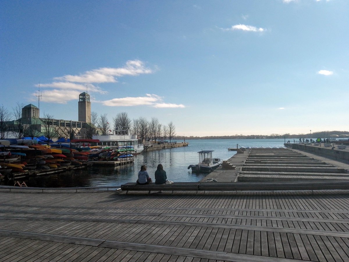 BritneyWaldron's tweet image. 📸: Downtown, Toronto (Harbourfront) 

#Toronto #harbourfront #city #ontario #canada #saturday #February #weekend #love #valentinesday2024 #couple