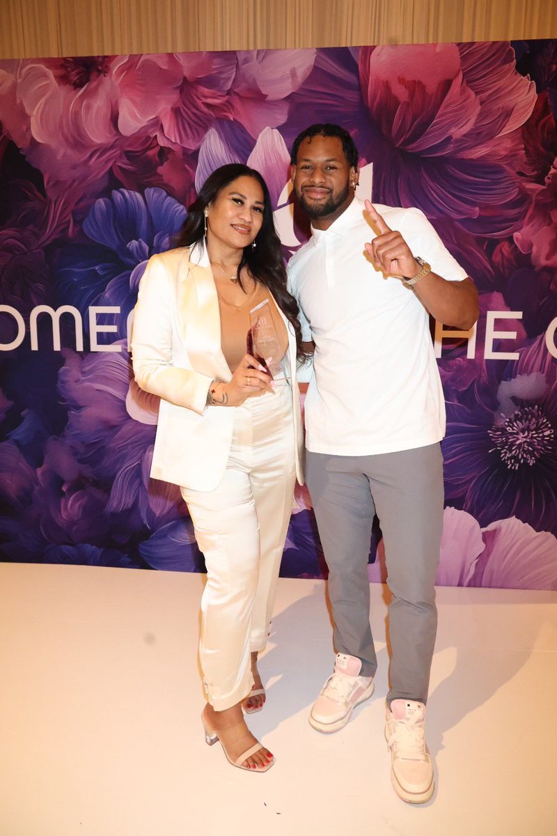 Here’s a toast to the Women Raise the Game Honorees! A celebration of remarkable women at the forefront &amp; behind the scenes, to their positive impact, influence, and dedication as the backbone of the organization and the players. <a href="/NFL/">NFL</a>  #SuperBowl2024