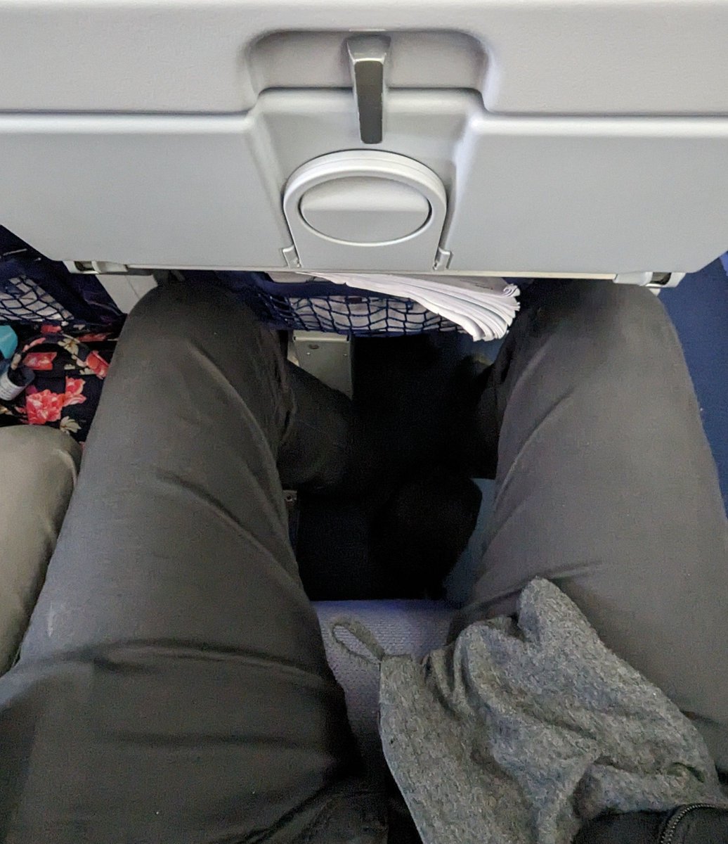 petergjones's tweet image. #CiscoLiveEMEA #OnTheRoadAgain
Hmmm #CattleClass for FRA -&amp;gt; SFO
#SadFace